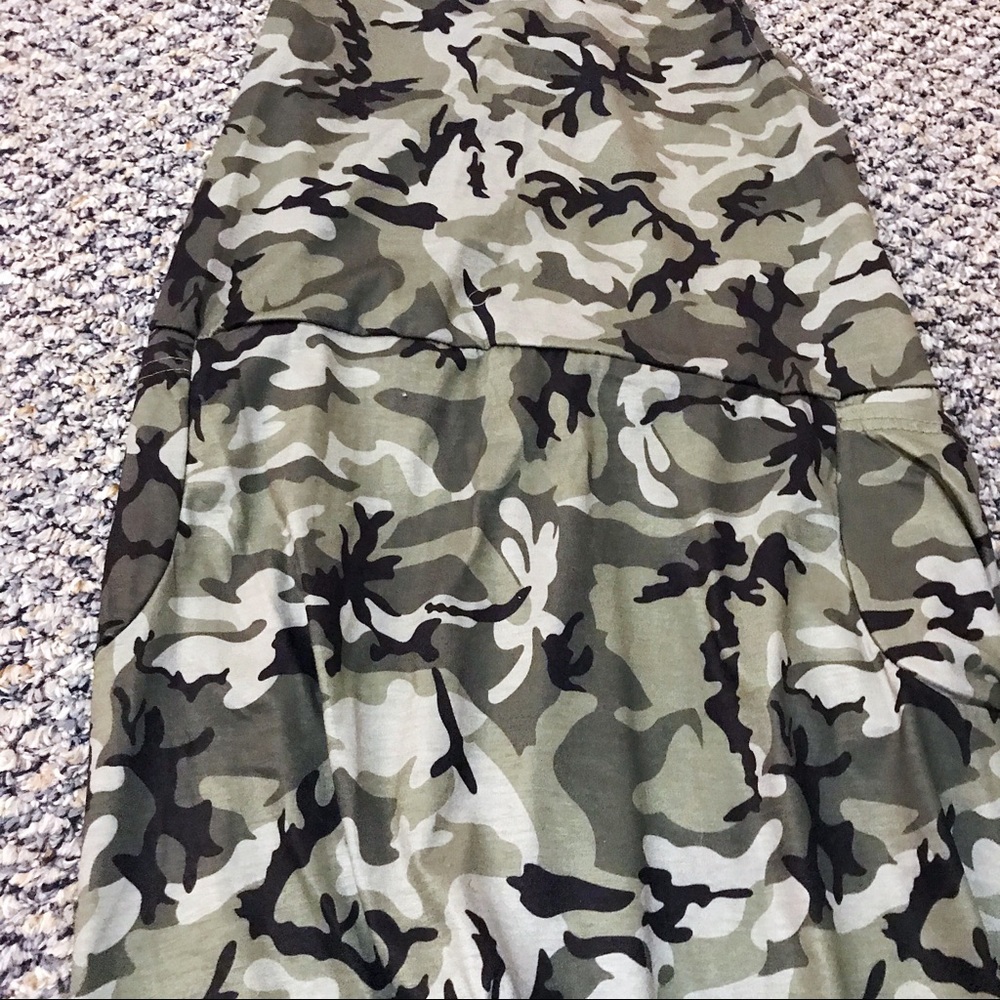 Green Camouflage Jumpsuit - Picture 4 of 5